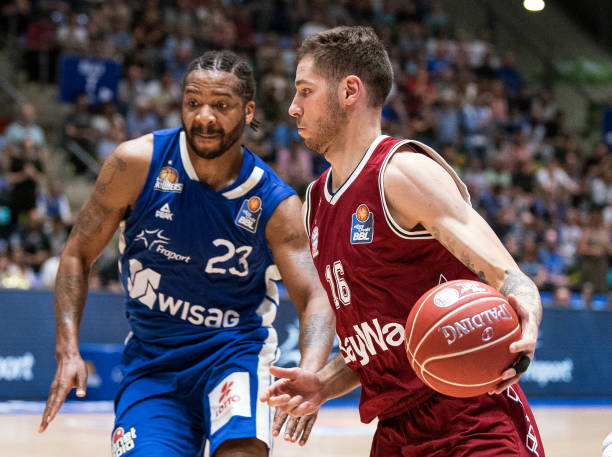 任与担当 任与担当