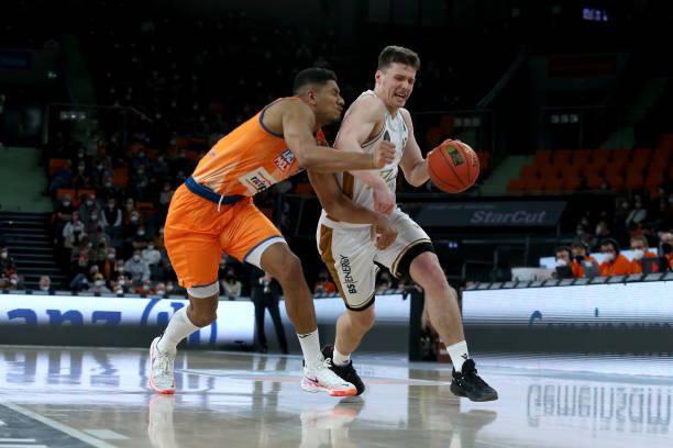 理解教练的 理解教练的